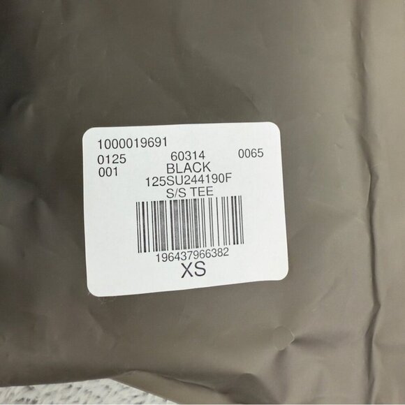 Essentials Fear of God FOG Men's Size XS NWT Oversized Black T-Shirt 100% Cotton - Picture 7 of 15